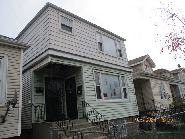 7311 S Paulina St in Chicago, IL - Foto de edificio - Building Photo