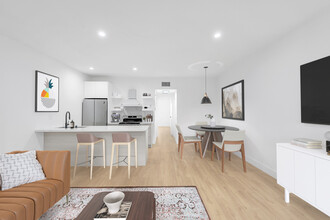 2062 Dracena Dr in Los Angeles, CA - Building Photo - Building Photo