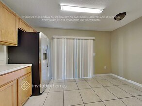 15404 Peach Stone Pl in Ruskin, FL - Building Photo - Building Photo