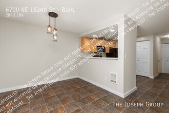 6700 NE 182nd St in Kenmore, WA - Building Photo - Building Photo