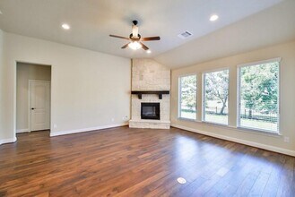 18719 Fairmont Springs Ct in Cypress, TX - Foto de edificio - Building Photo