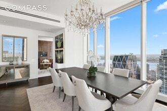 217 W 57th St in New York, NY - Building Photo - Building Photo