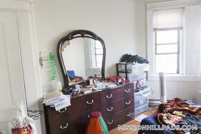 895 Huntington Ave in Boston, MA - Building Photo - Building Photo