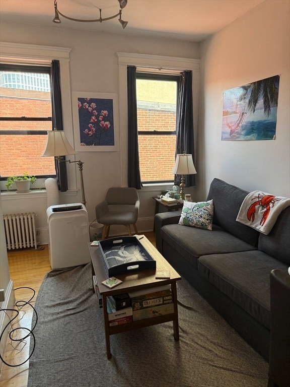 65 Burbank St, Unit 404 in Boston, MA - Building Photo - Building Photo