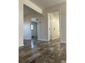 141 Hendricks Blvd, Unit 3 in Chattanooga, TN - Building Photo