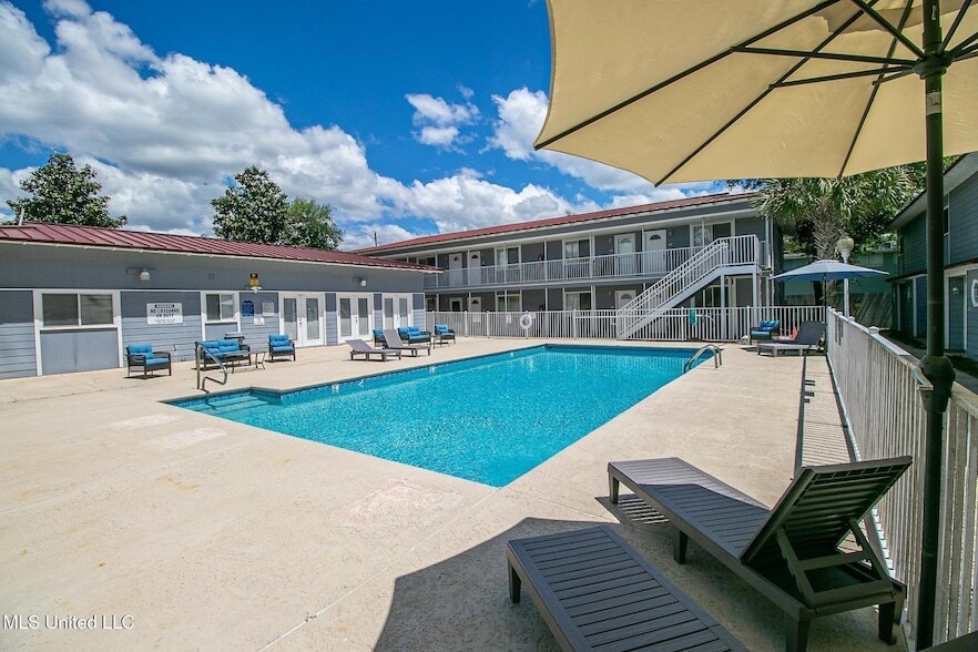 1664 Beach Blvd, Unit 156 in Biloxi, MS - Building Photo