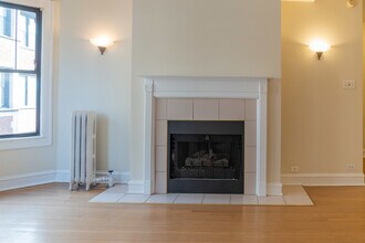 7631 N Eastlake Terrace in Chicago, IL - Building Photo - Building Photo