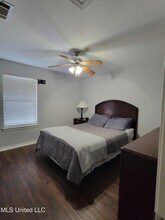 265 Benachi Ave, Unit A in Biloxi, MS - Foto de edificio - Building Photo