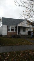 8639 Minock St in Detroit, MI - Building Photo