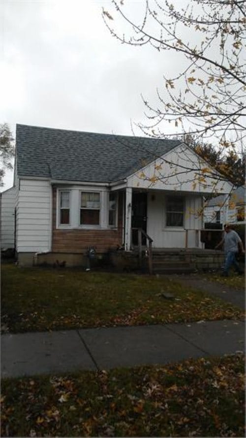 property at 8639 Minock St
