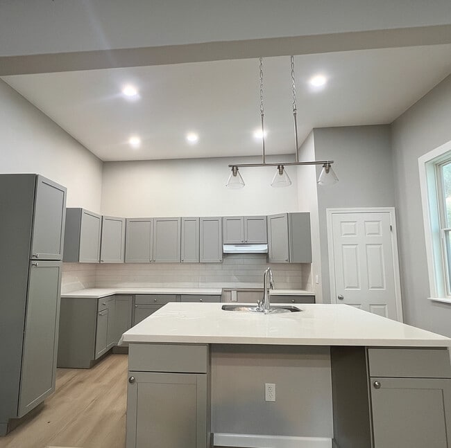 property at 423 Arthur St
