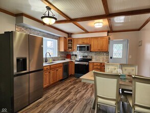 106 S McCarty St in Fortville, IN - Building Photo - Building Photo