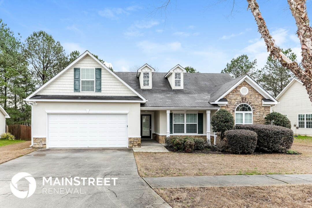 4117 Granite Falls Ln in Loganville, GA - Building Photo
