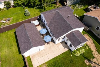 122 Overlook Rd in Huron, OH - Building Photo - Building Photo