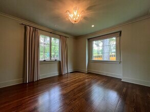 373 Hillside Ave in Charlotte, NC - Building Photo - Building Photo