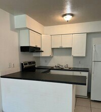 27 NW 21st Pl in Ocala, FL - Building Photo - Building Photo