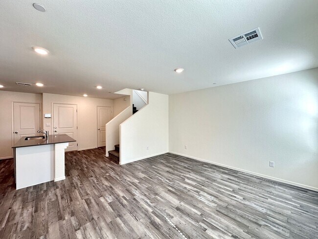 6962 Wrightshire St in Las Vegas, NV - Building Photo - Building Photo