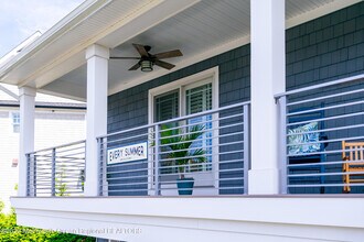 18 Valentine St in Monmouth Beach, NJ - Building Photo - Building Photo