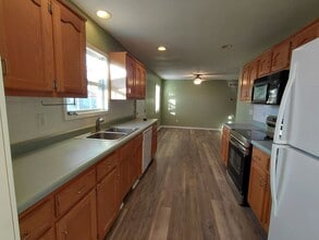 19735 Stirrup Ln in Waynesville, MO - Building Photo - Building Photo