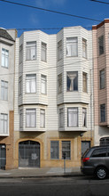 1674 Washington St in San Francisco, CA - Building Photo - Building Photo