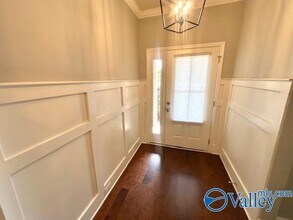 7204 Lathan Dr SE in Owens Cross Roads, AL - Building Photo - Building Photo