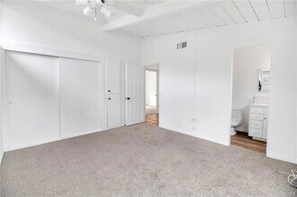 22912 Calabash St in Los Angeles, CA - Building Photo - Building Photo