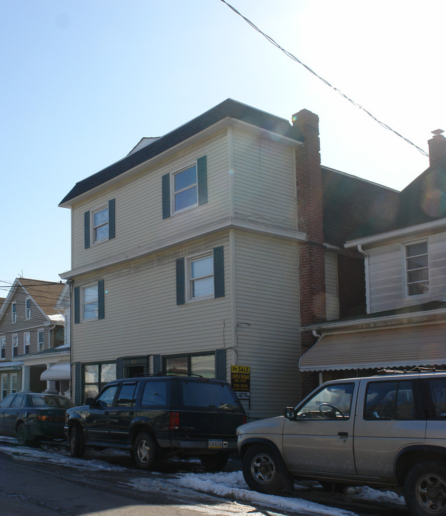 830 N James St in Hazleton, PA - Building Photo - Building Photo