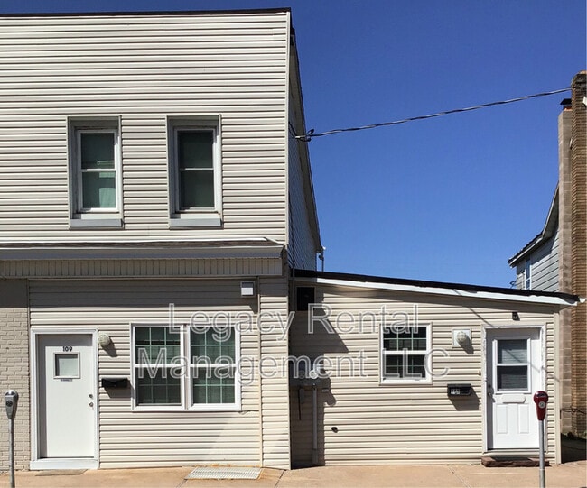 107 -109 E Blaine St in Mcadoo, PA - Building Photo - Building Photo