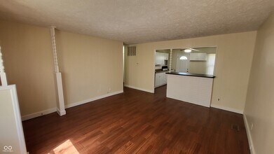 7810 Cullen Dr in Indianapolis, IN - Building Photo - Building Photo