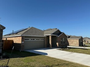 108 Mayacama Lp in San Marcos, TX - Building Photo - Building Photo