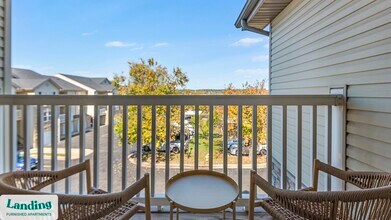 400 Legends Terrace Dr, Unit 6-303 in Eureka, MO - Foto de edificio - Building Photo