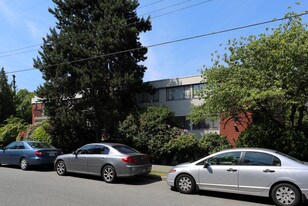 Katrina Court in Vancouver, BC - Building Photo