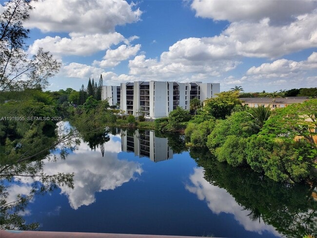 14250 SW 62nd St in Miami, FL - Building Photo - Building Photo