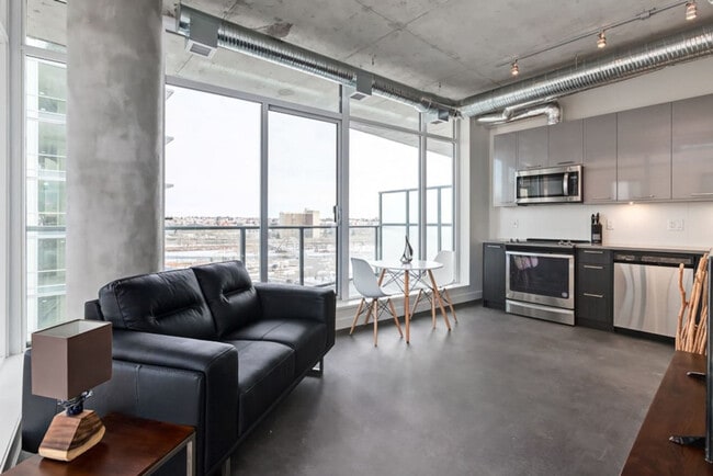624-628 8 Ave SE in Calgary, AB - Building Photo - Building Photo