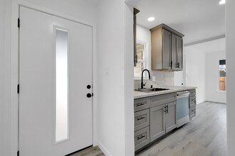 10412 Dolecetto Dr in Rancho Cordova, CA - Foto de edificio - Building Photo