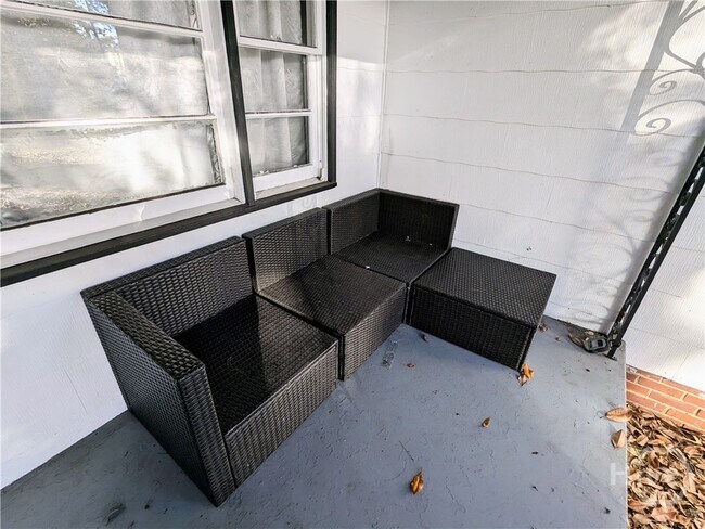 614 E 37th St in Savannah, GA - Building Photo - Building Photo