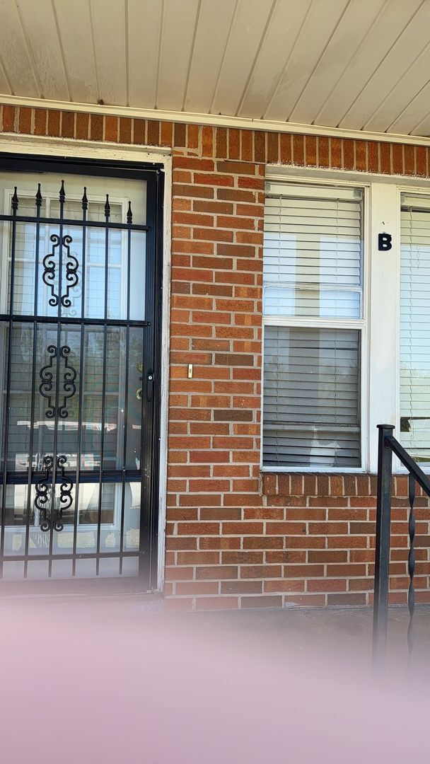 property at 1125 S Mt Zion Rd