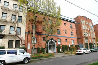 The Westcliff in Portland, OR - Building Photo - Building Photo