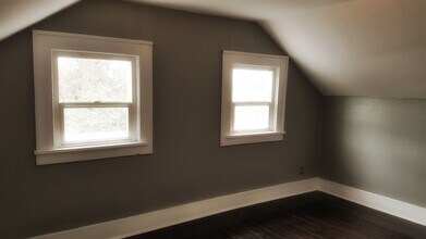 517 W Broadway Ave in Montesano, WA - Building Photo - Building Photo