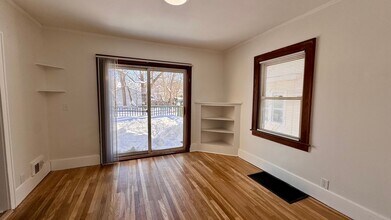 1716 Linden Ave SE in Grand Rapids, MI - Building Photo - Building Photo