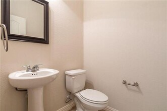 6521 Federal Hall St in Plano, TX - Building Photo - Building Photo