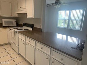 2416 Barley Club Ct in Orlando, FL - Building Photo - Building Photo