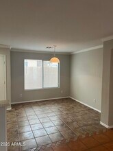 8133 W Magnolia St in Phoenix, AZ - Foto de edificio - Building Photo