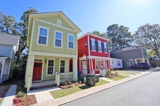 307 Saint Anns Alley in West Columbia, SC - Building Photo - Building Photo