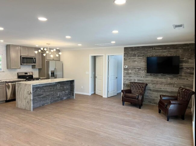 property at 6119 Stanley Ave