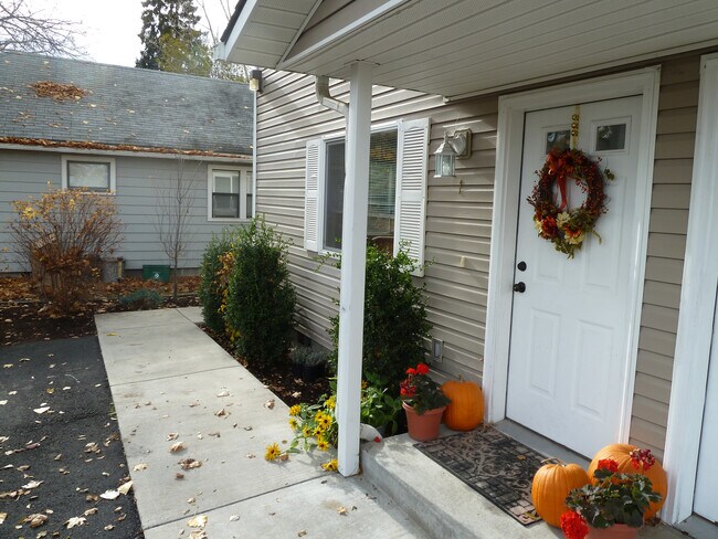 513 N Jefferson St, Unit 101 in Moscow, ID - Building Photo - Building Photo