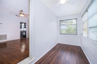 124 E Muriel St in Orlando, FL - Building Photo - Building Photo