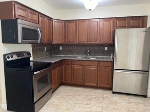 2712 Peer Ln in Delray Beach, FL - Foto de edificio - Building Photo