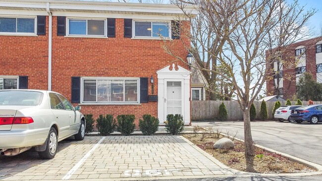 property at 2106 Saint Johns Ave