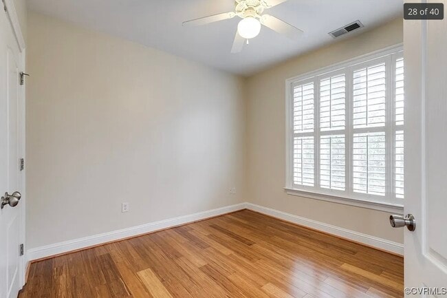 property at 713 S Pine St